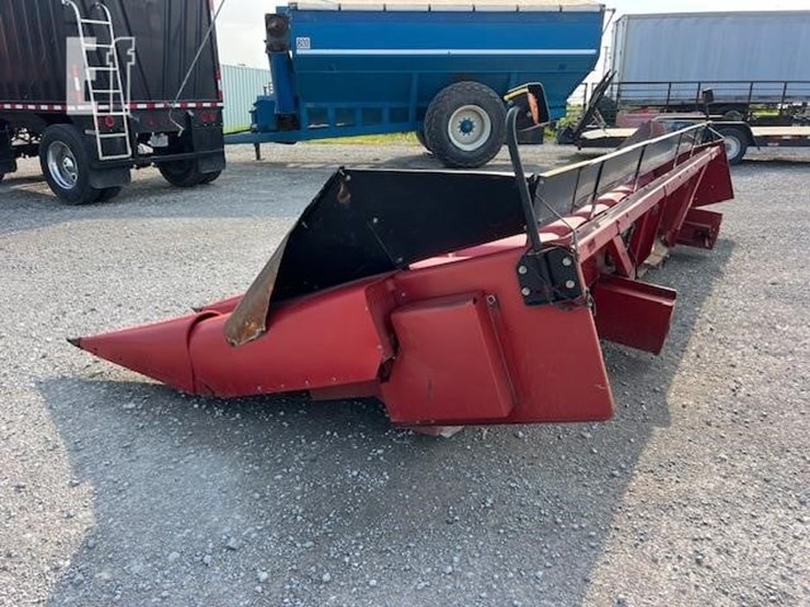 case-ih-1083-image-11