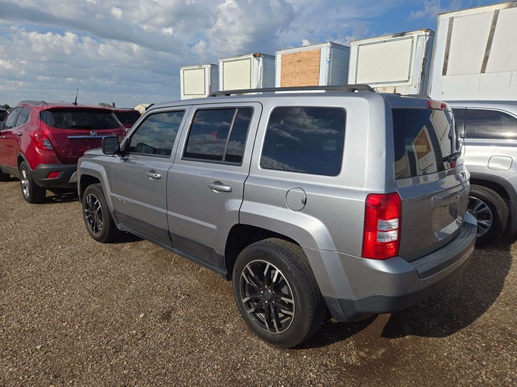 2016-jeep-patriot-image-4