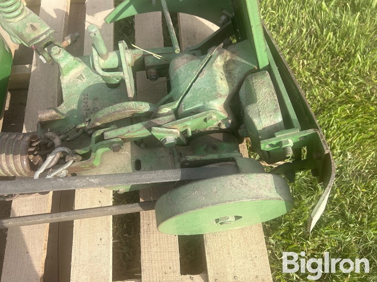 john-deere-350-image-15