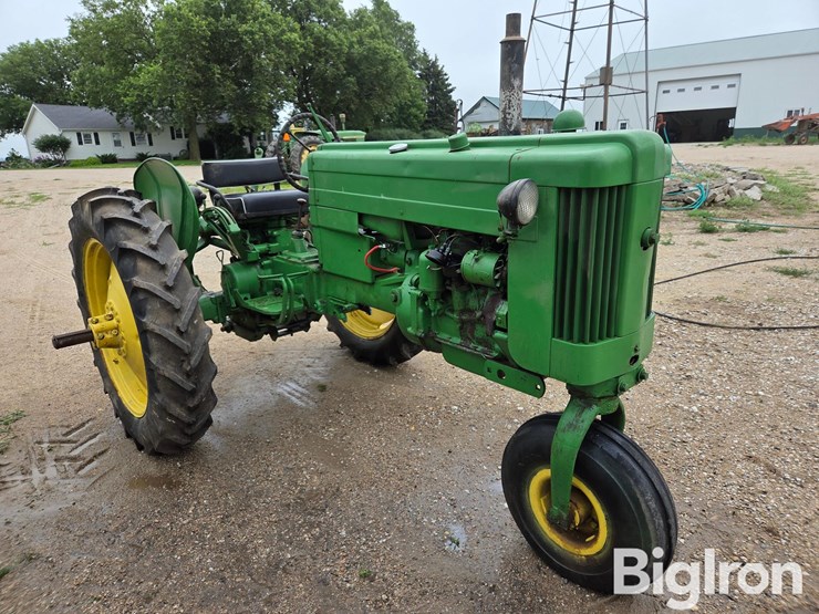 1954-john-deere-40-image-3