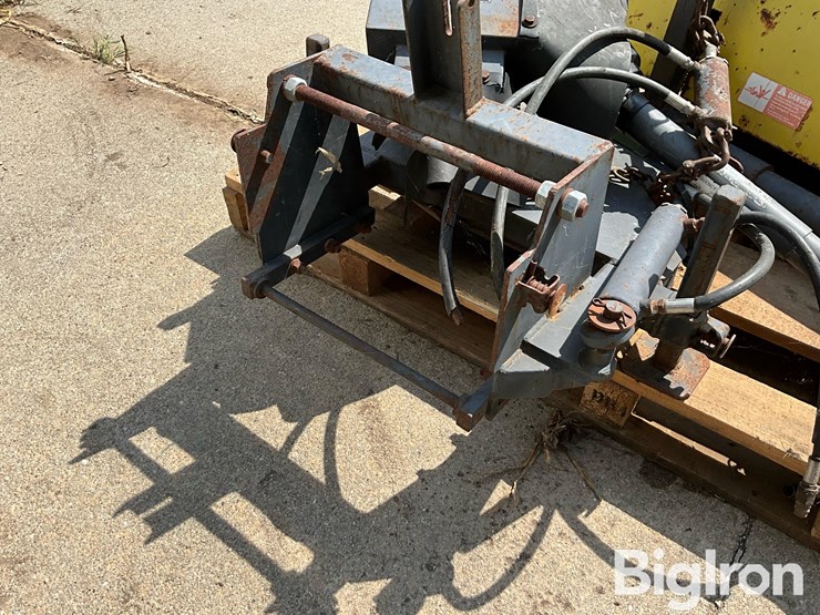 john-deere-246-image-9