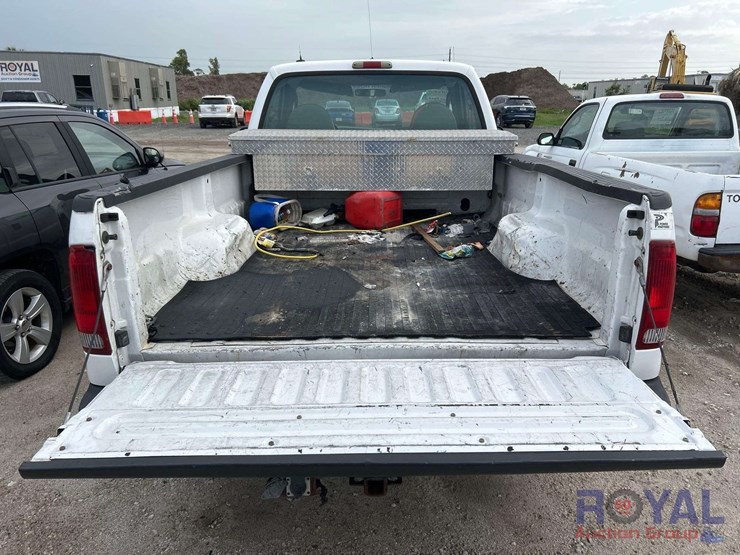 2004-ford-f250-image-17