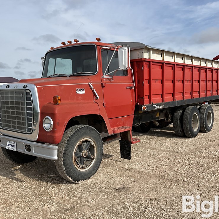 1972 FORD 750