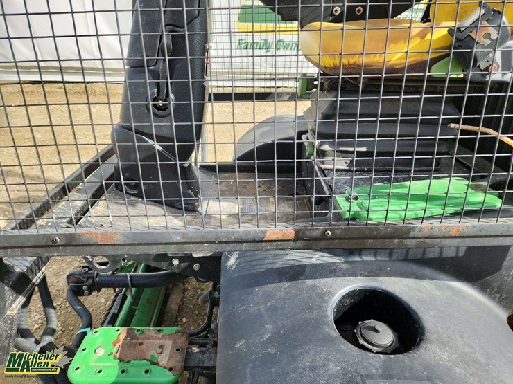 john-deere-3225c-image-31