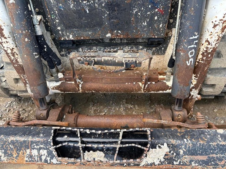 2020-bobcat-t66-image-22