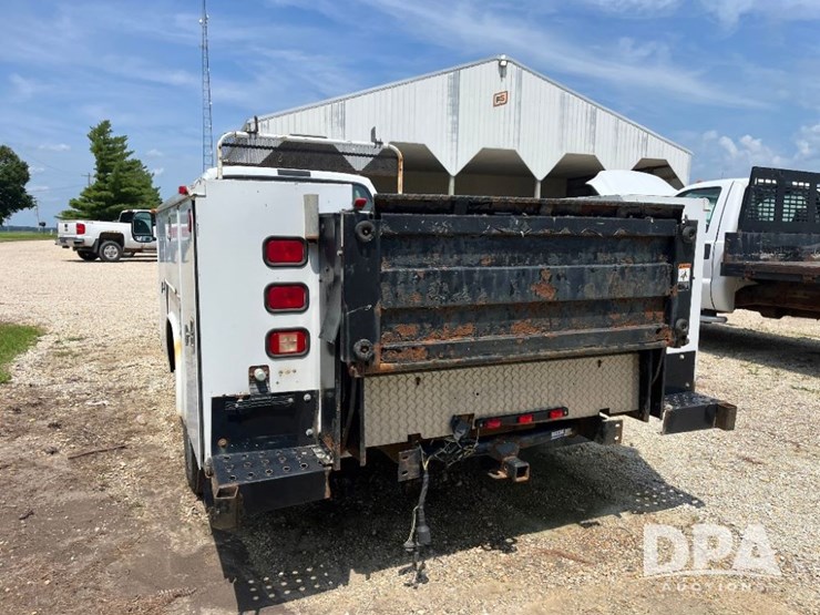 2000-ford-f350-image-12
