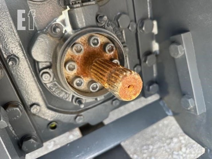 2023-kubota-m7-154-deluxe-image-6