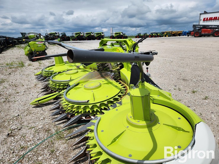 2022-claas-orbis-600-image-10