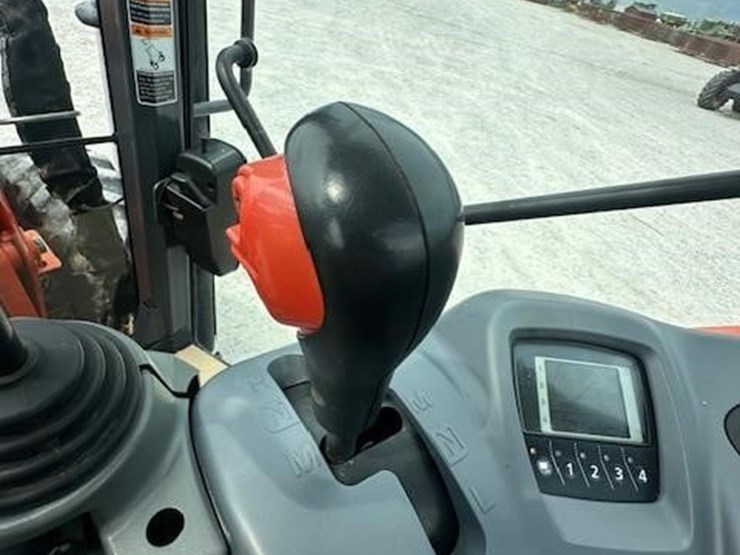 kubota-m110gx-image-26