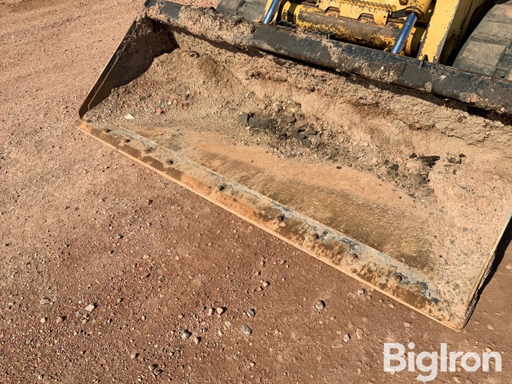 2009-john-deere-332-image-10