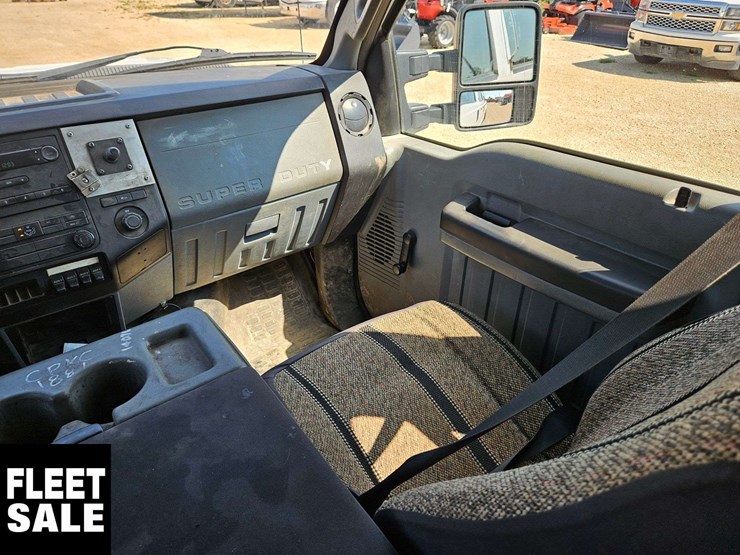 2011-ford-f350-image-12