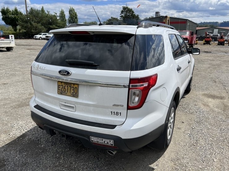 2014-ford-explorer-image-4