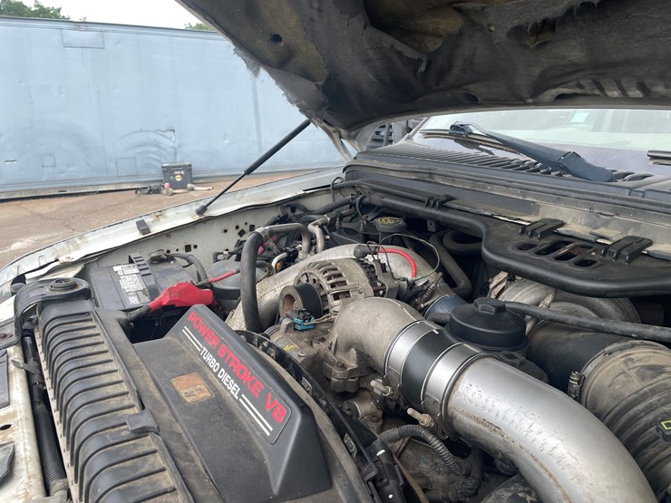 2003-ford-f550-image-90