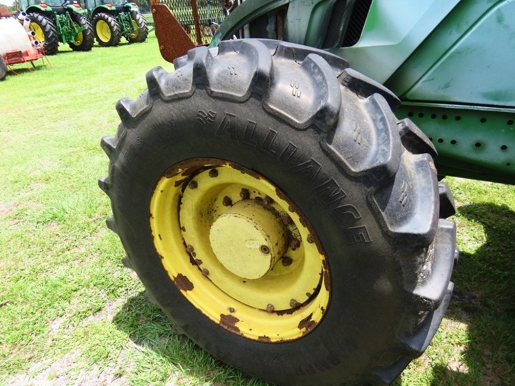 2016-john-deere-6155m-image-10