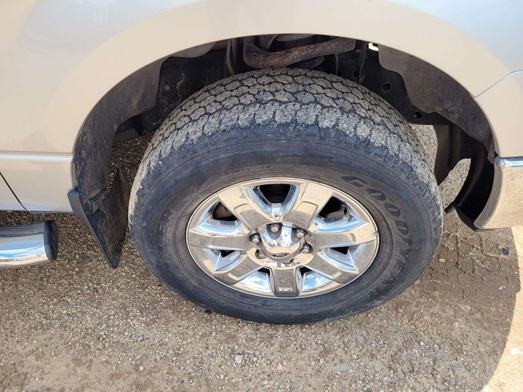 2014-ford-f150-xlt-image-17