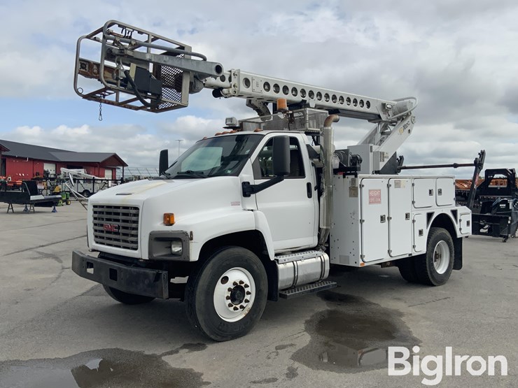 2009-gmc-topkick-image-1