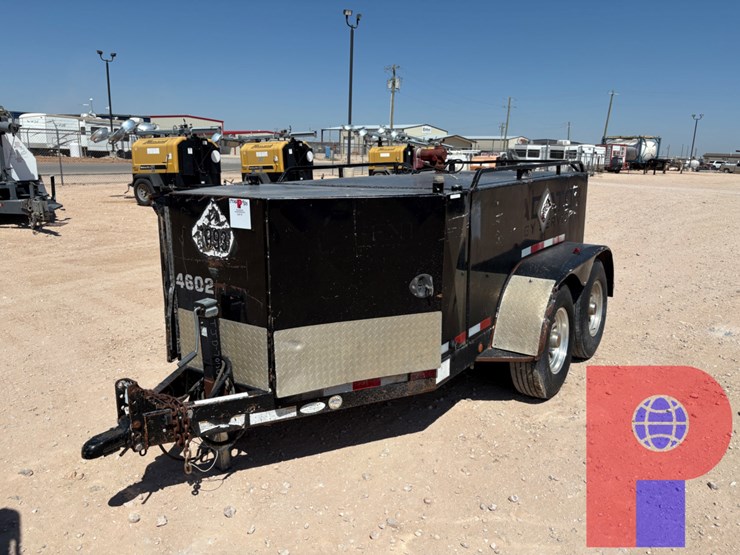 2012-ldj-t/a-bumper-pull-fuel-trailer-image-1