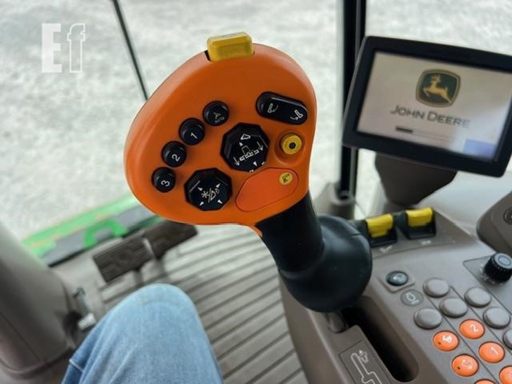 2014-john-deere-s670-image-74