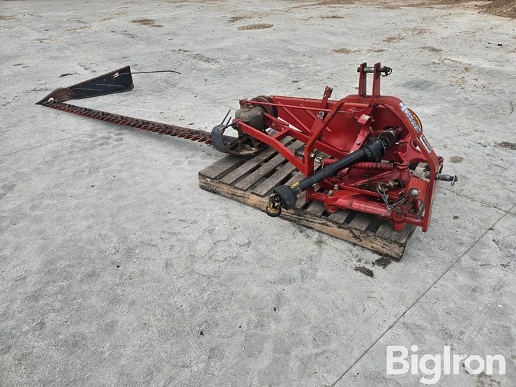 case-ih-1300-image-1