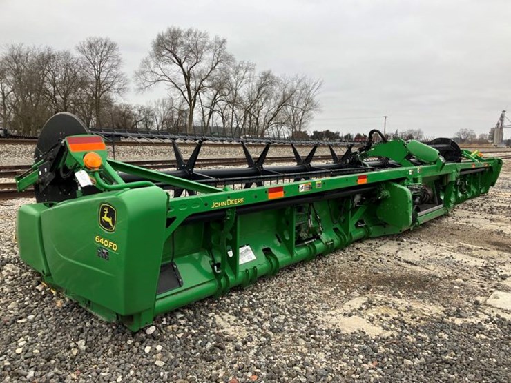 2013-john-deere-640fd-image-12
