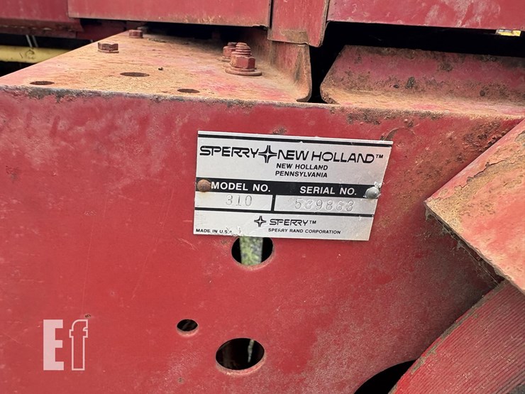 new-holland-310-image-12