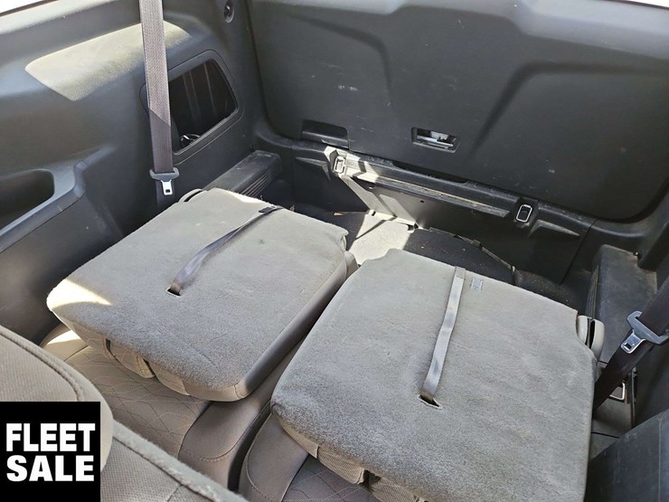 2013-ford-explorer-image-16