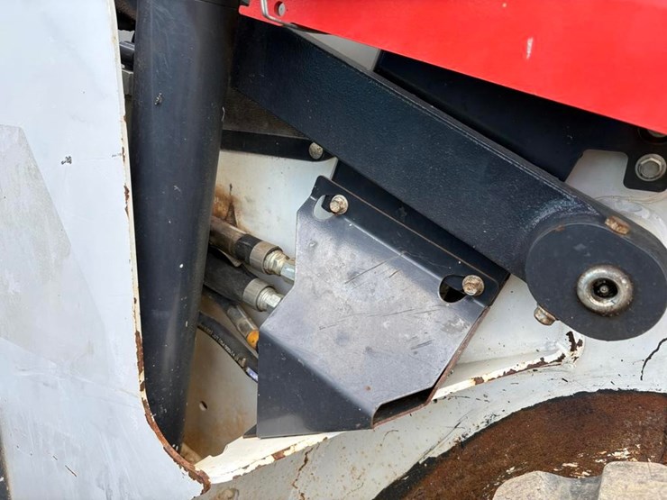 2020-bobcat-t66-image-14