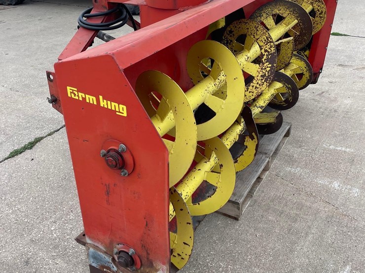 farm-king-960-8ft-snowblower-image-5