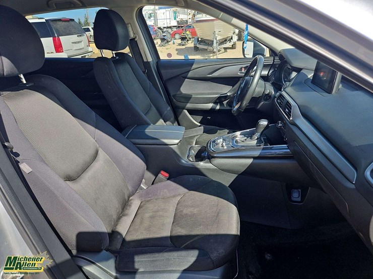 2016-mazda-cx9-image-17