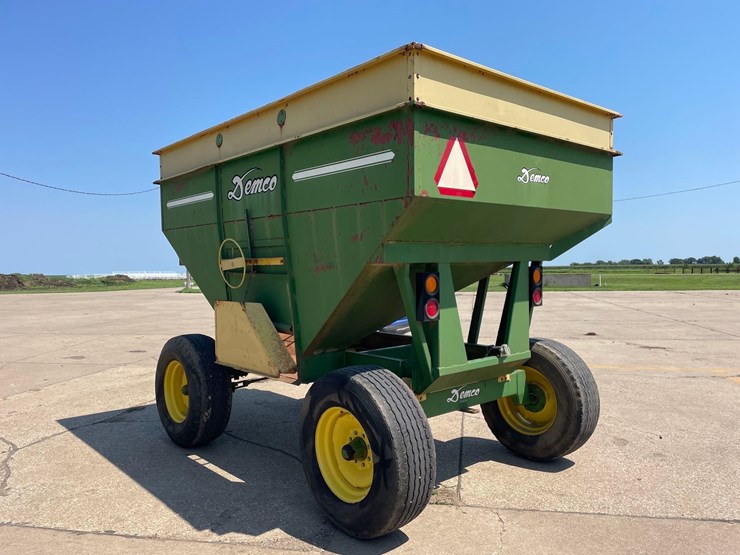 demco-325-image-5