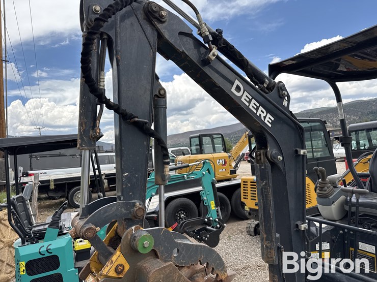 2020-deere-17g-image-10
