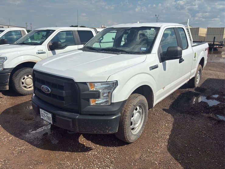 2015-ford-f150-lariat-image-1