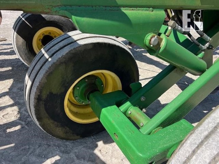 john-deere-2700-image-29
