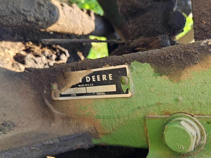 john-deere-37-image-17