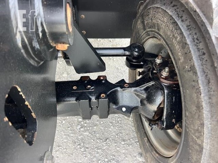 2018-jlg-g5-18a-image-21