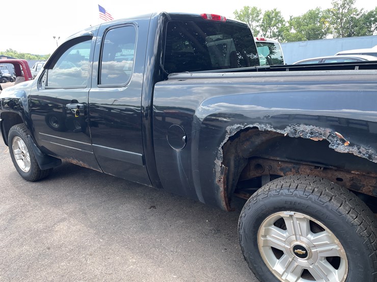 2008-chevrolet-silverado-1500-z71-image-6