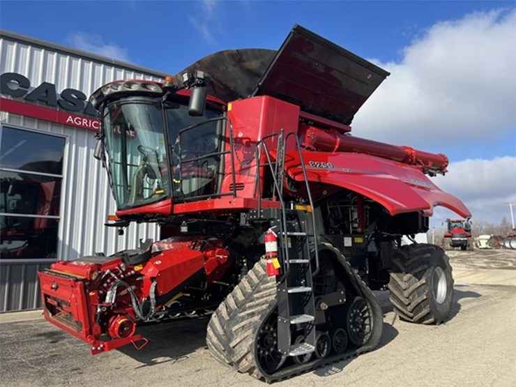 2022-case-ih-8250-image-22