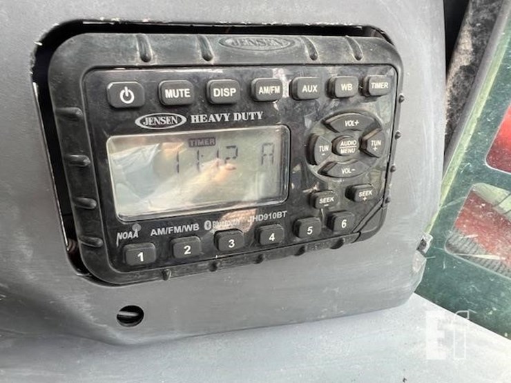 kubota-svl97-2-image-36