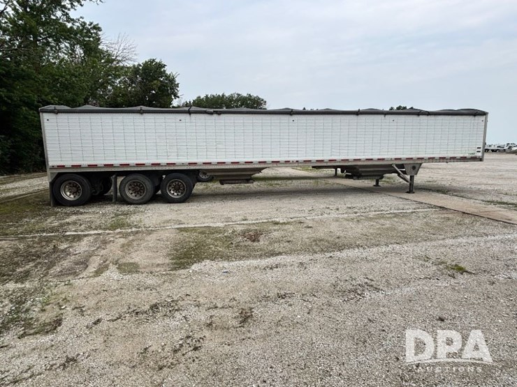 2016-wilson-grain-trailer-image-8