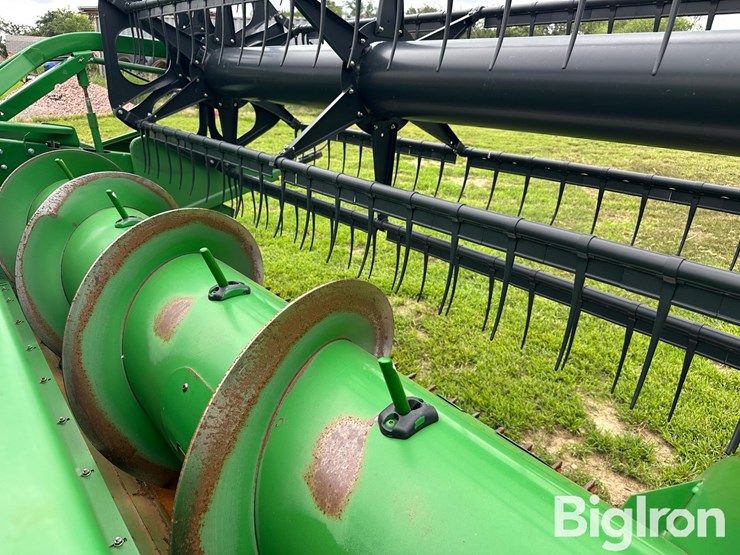 2010-john-deere-635f-image-17
