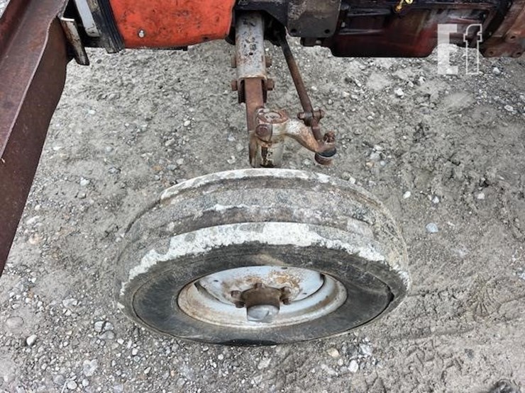 massey-ferguson-255-image-29