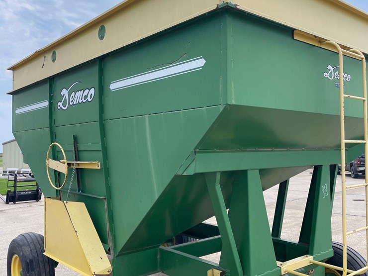 demco-325-image-17