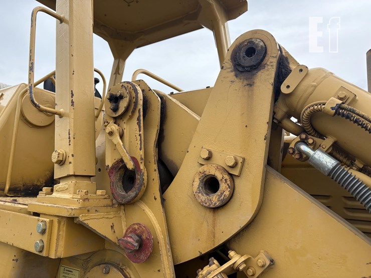caterpillar-955l-image-18