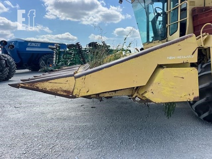 new-holland-tr85-image-14