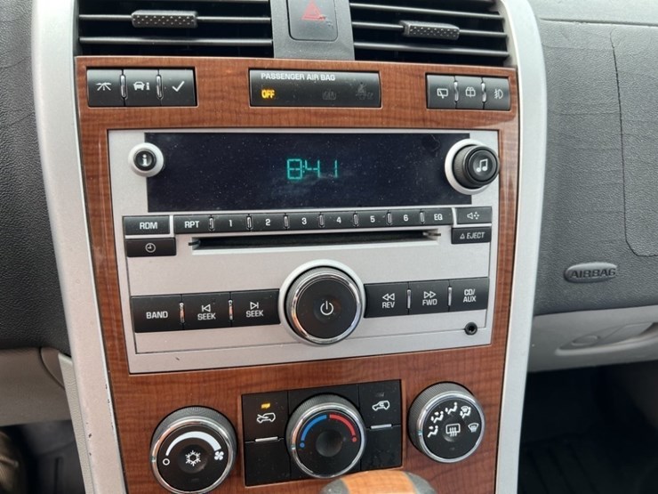 2009-chevrolet-equinox-lt-image-22