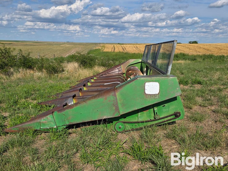 john-deere-853-image-8