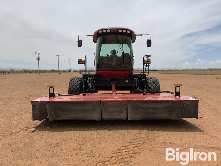 2019-case-ih-wd2104-image-2