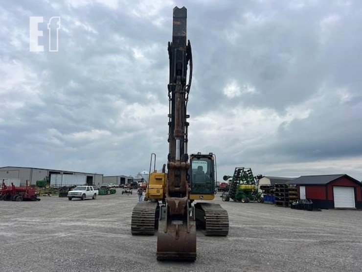 2014-deere-290g-lc-image-12