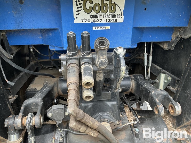 2013-new-holland-ts6.120-image-11