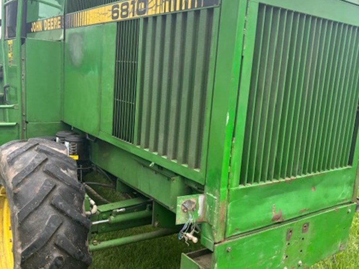 john-deere-6810-image-9